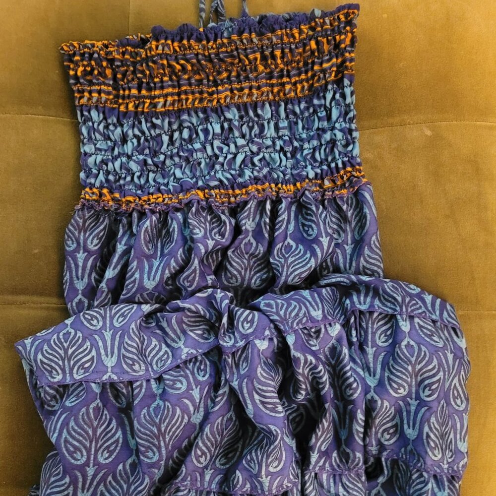 Beautiful Skirt with leaf pattern OS